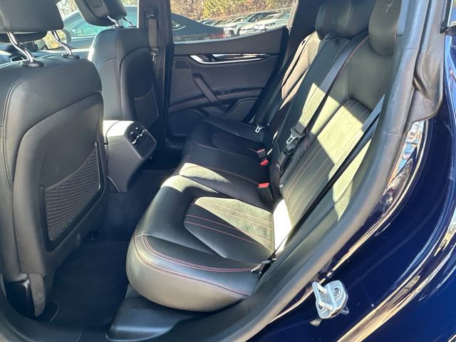 Used 2020 Maserati Ghibli S image 20