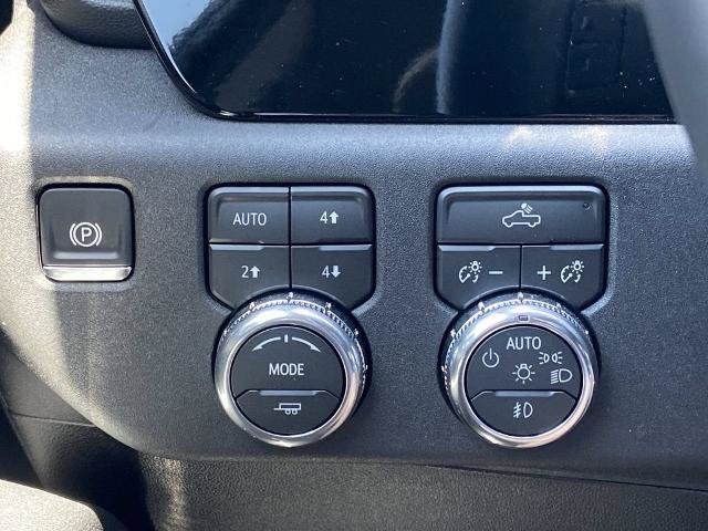 Used 2026 GMC Sierra 1500 Elevation w/ Preferred Package AWD/4WD image 14