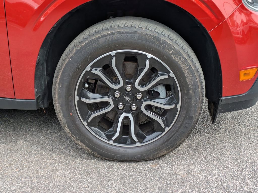 Used 2022 Ford Maverick Lariat w/ Lariat Luxury Package image 12