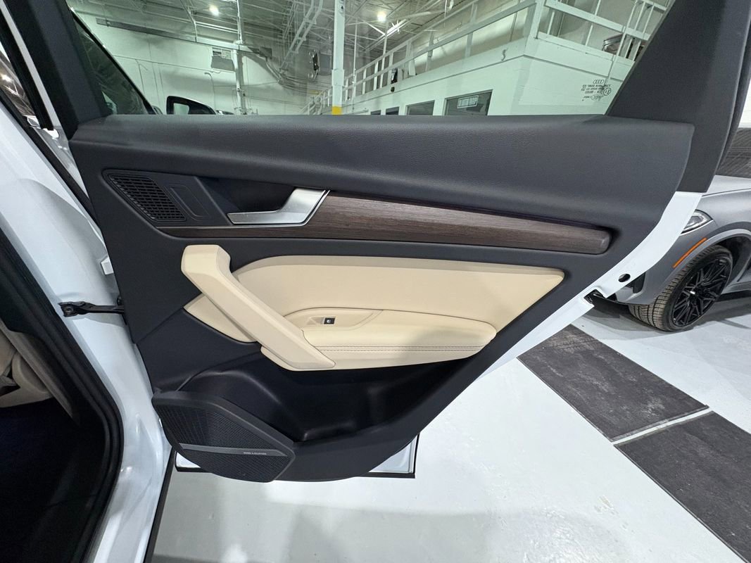 Used 2025 Audi Q5 2.0T Premium Plus w/ Premium Plus Package image 51