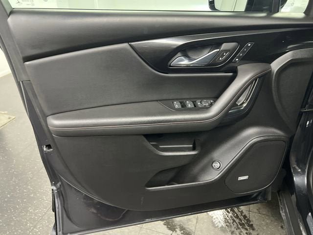 Certified 2021 Chevrolet Blazer RS w/ Enhanced Convenience Package AWD/4WD image 23