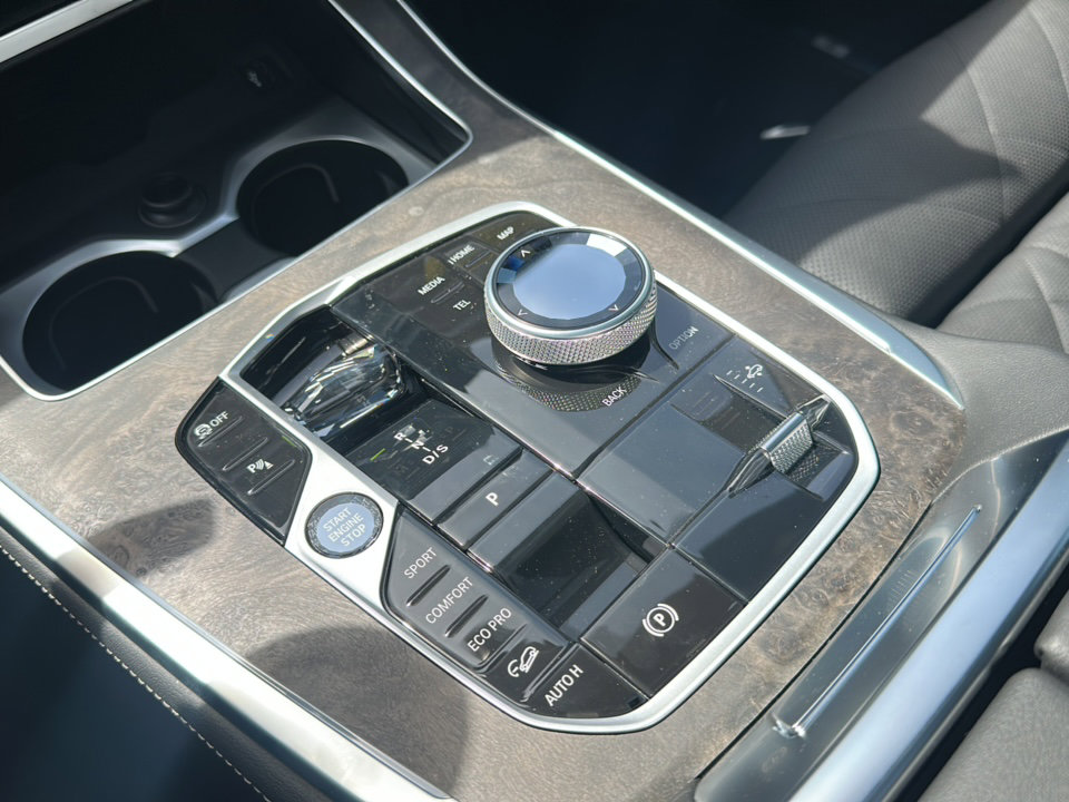 New 2026 BMW X7 xDrive40i image 27