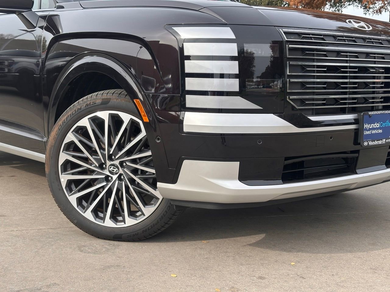 Certified 2026 Hyundai Palisade Calligraphy image 2