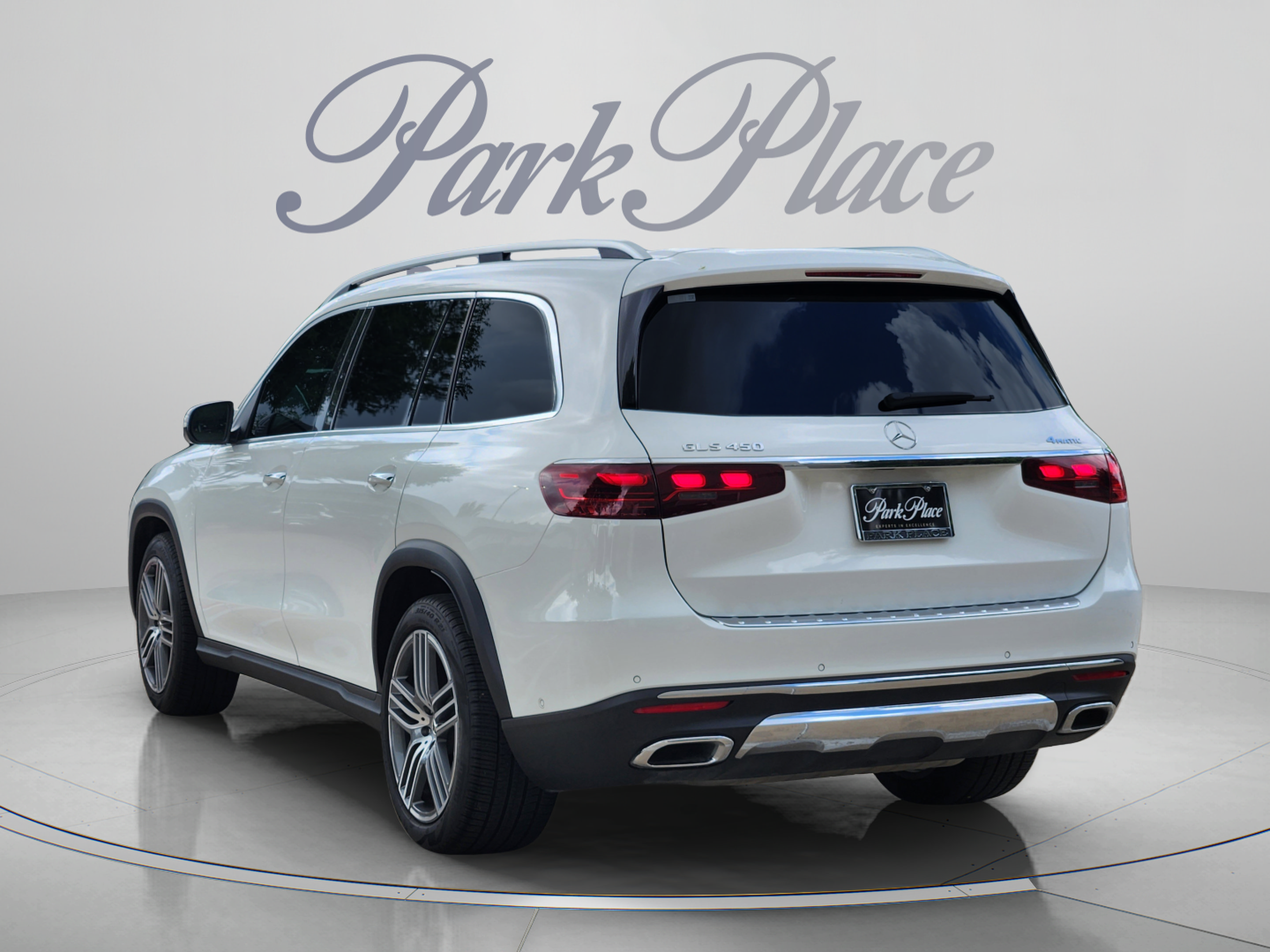 Certified 2025 Mercedes-Benz GLS 450 4MATIC image 3