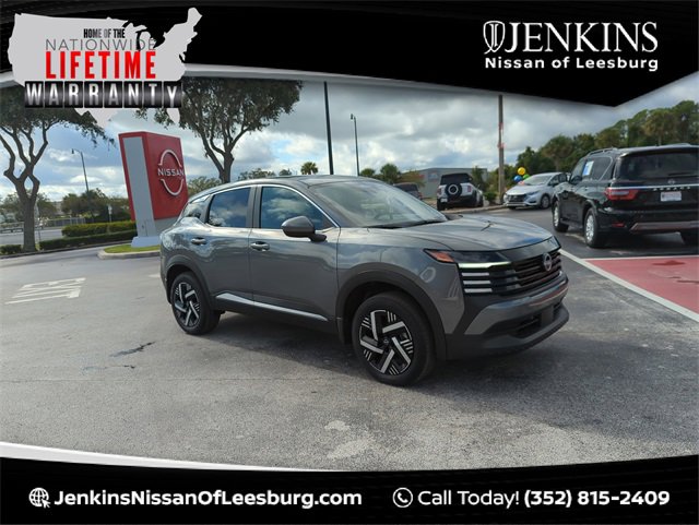 New 2025 Nissan Kicks SV w/ Charging Package