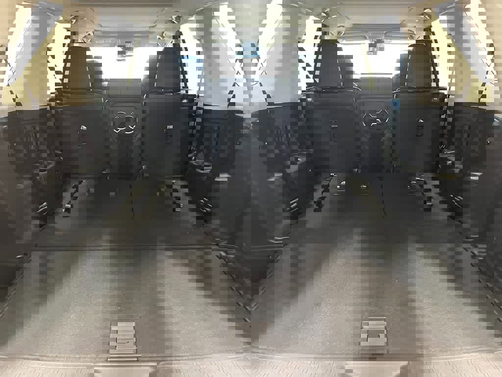 New 2025 Honda Pilot Touring image 24