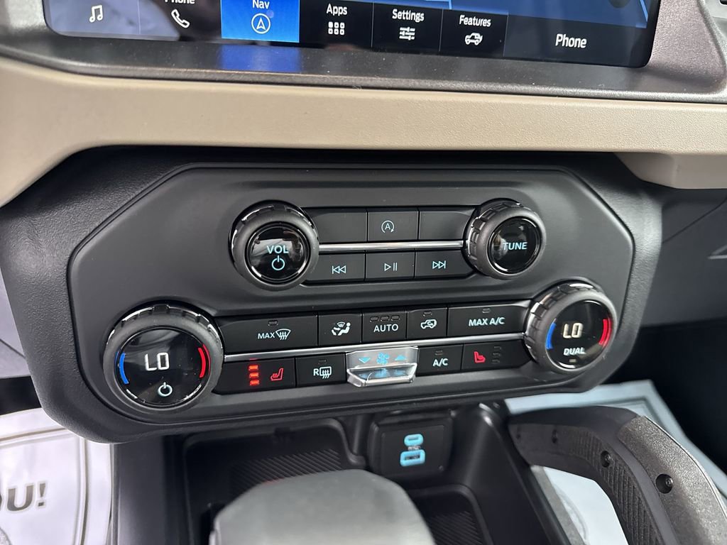 New 2025 Ford Bronco Big Bend w/ Black Diamond Package AWD/4WD image 19