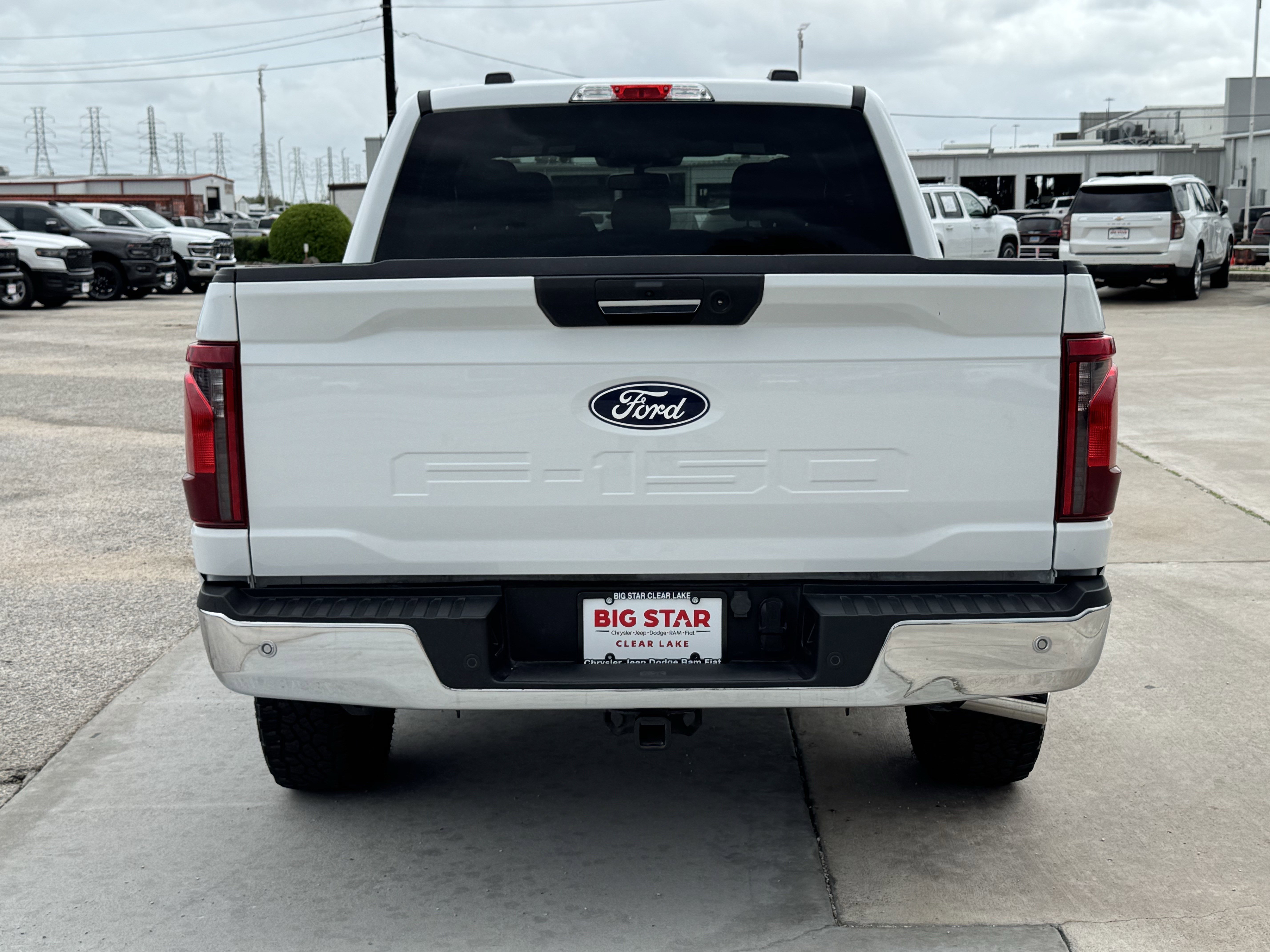 Used 2024 Ford F150 XLT w/ Mobile Office Package image 9