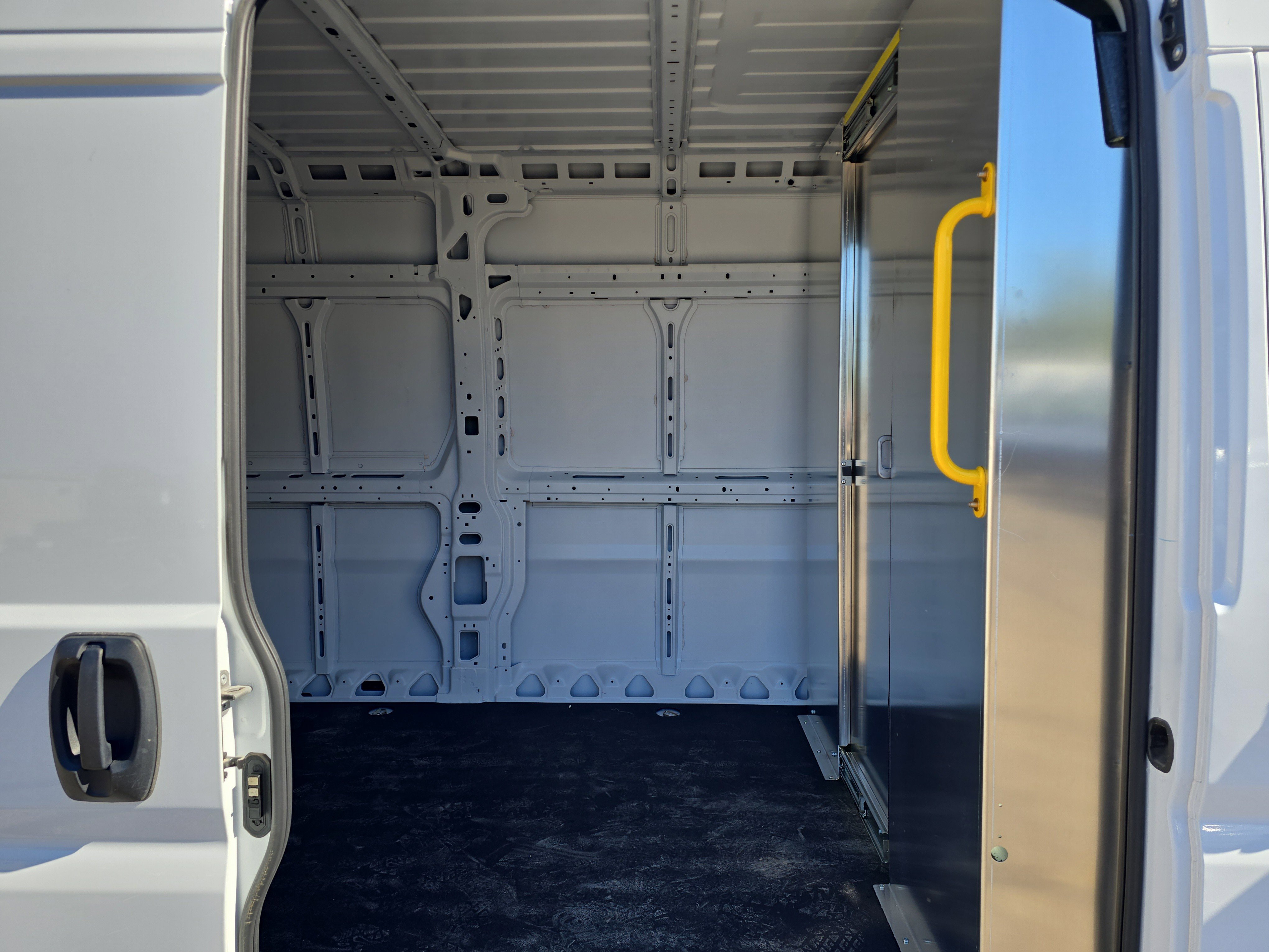 Used 2025 RAM ProMaster 2500 image 8