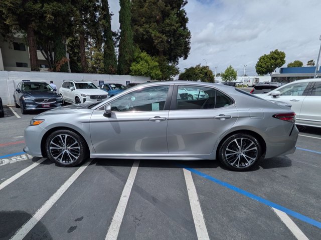 Used 2019 Toyota Camry SE FWD image 9
