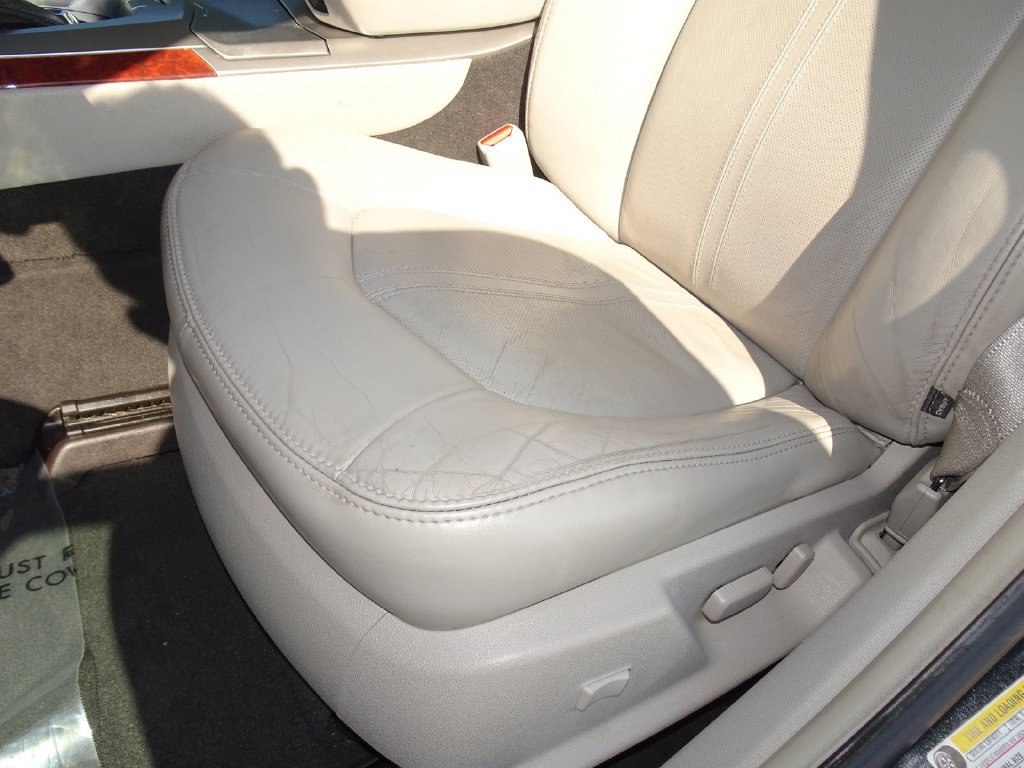 Used 2009 Cadillac CTS 3.6 AWD w/ Wood Trim Package image 9
