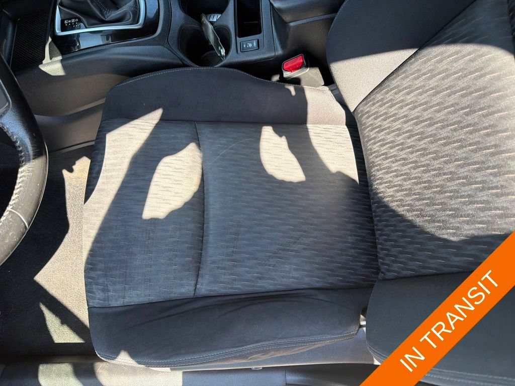Used 2018 Nissan Rogue SV AWD/4WD image 16