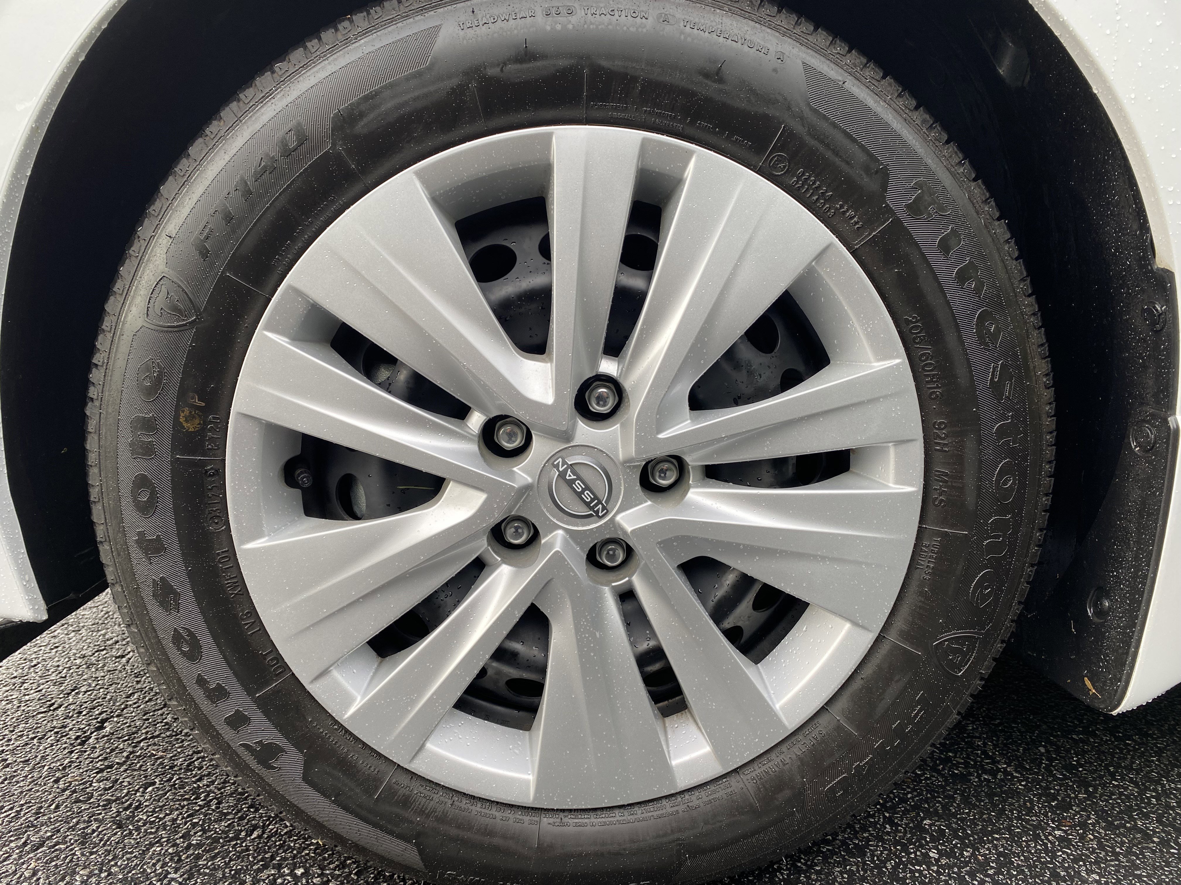 Used 2025 Nissan Sentra S FWD image 39