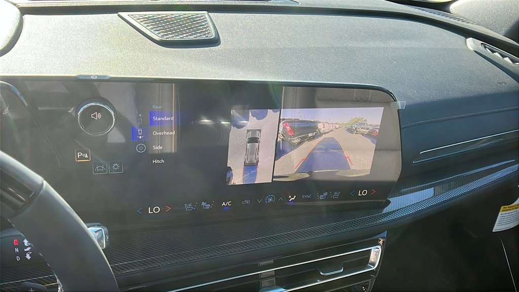 New 2026 Chevrolet Traverse High Country image 29