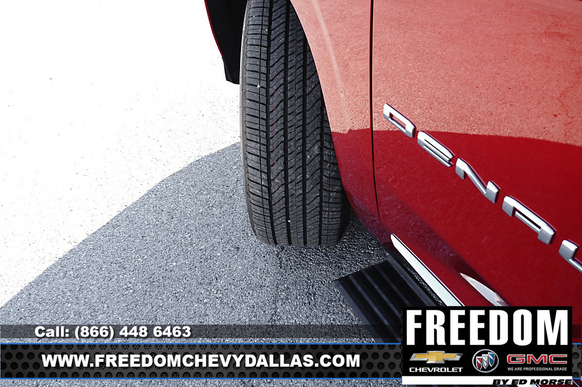 New 2025 GMC Yukon XL Denali w/ Denali Reserve Package image 45