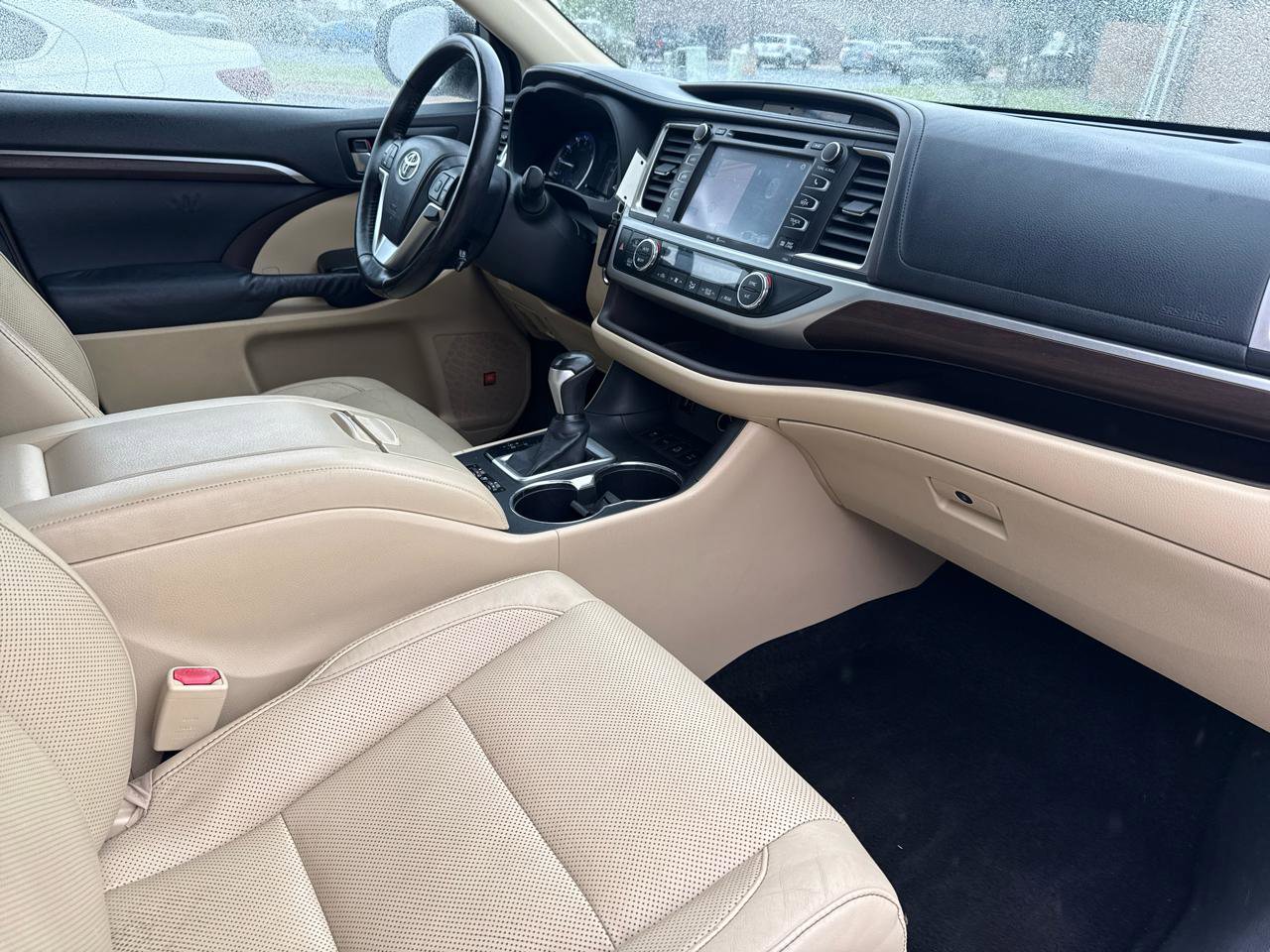 Used 2014 Toyota Highlander Limited Platinum AWD/4WD image 53