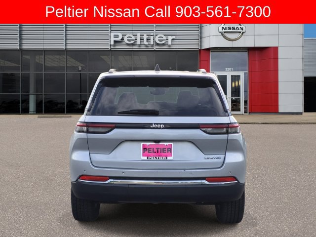 Used 2023 Jeep Grand Cherokee Limited RWD image 5