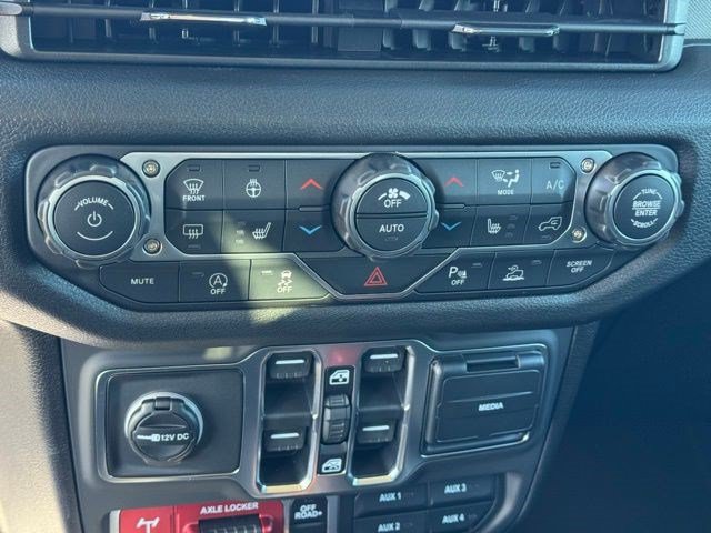 New 2026 Jeep Gladiator Sport AWD/4WD image 21