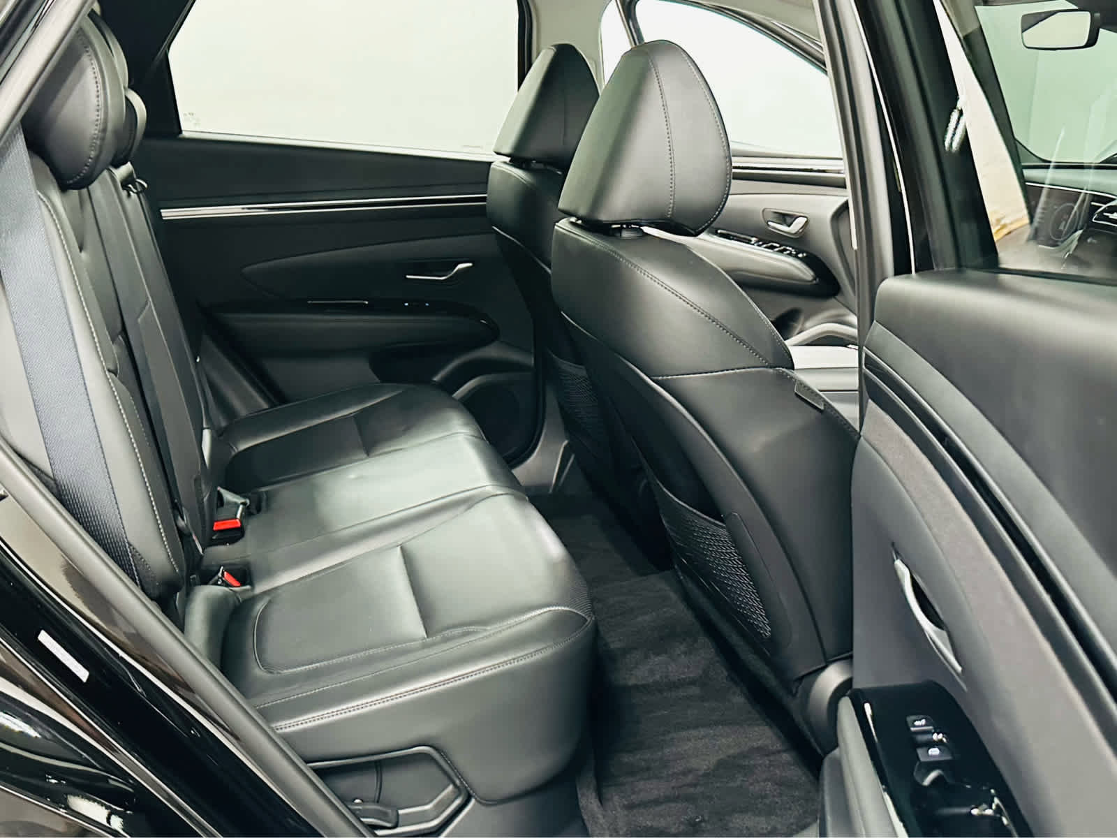 Used 2022 Hyundai Tucson Limited image 23