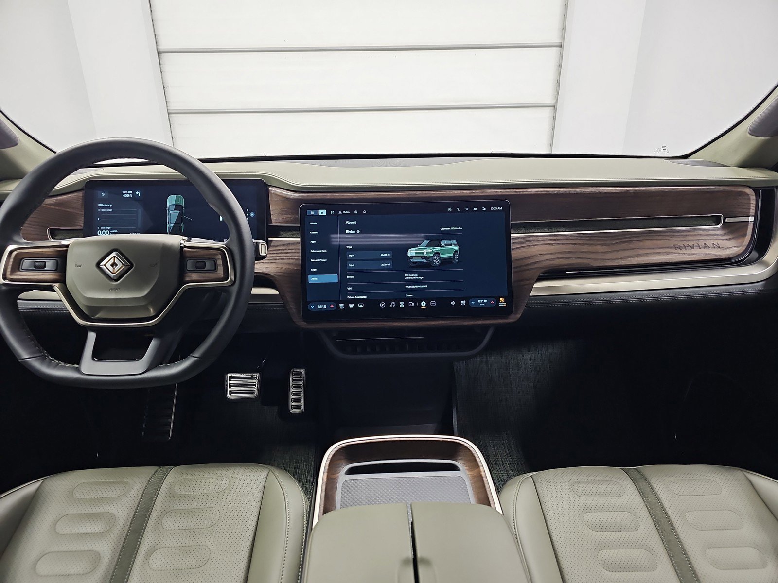 Used 2023 Rivian R1S Adventure image 27