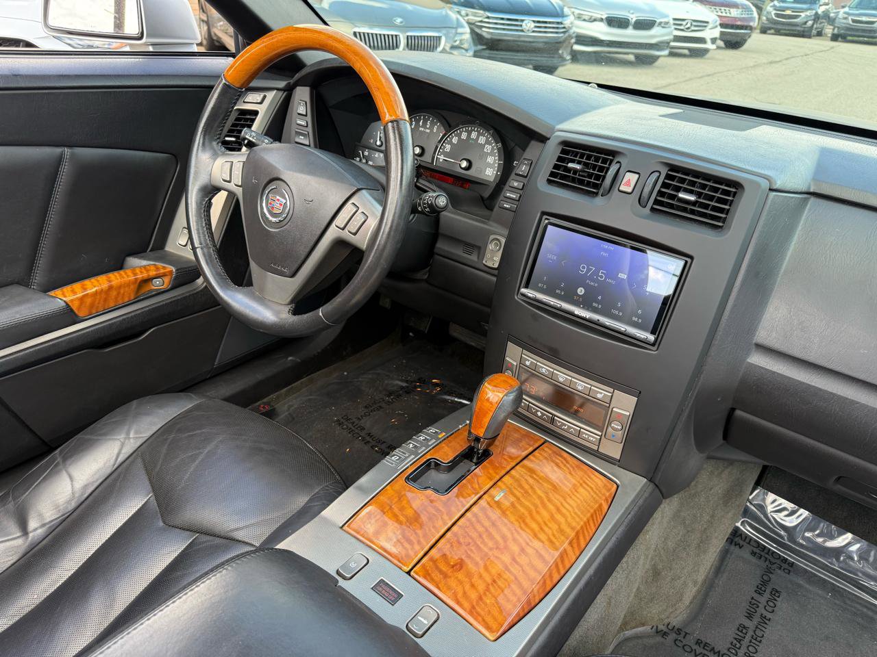 Used 2004 Cadillac XLR image 21
