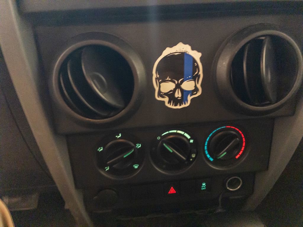 Used 2010 Jeep Wrangler Sport image 16