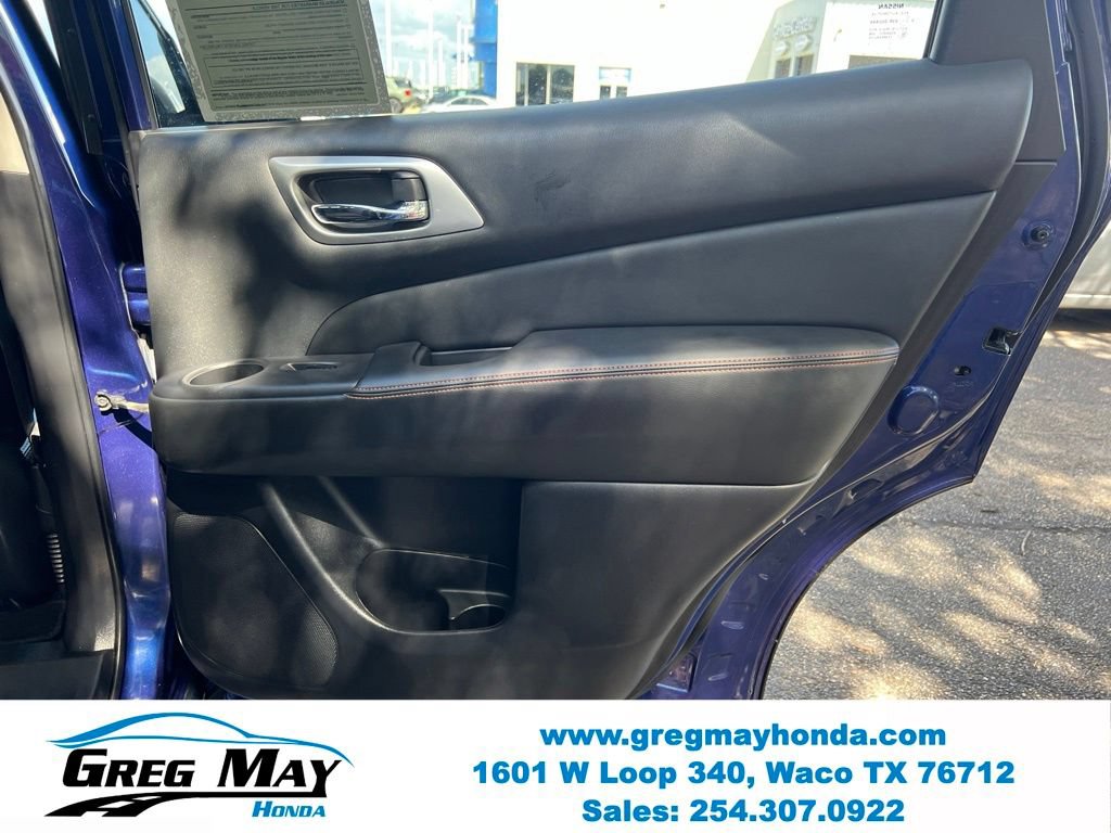 Used 2019 Nissan Pathfinder SL FWD image 13