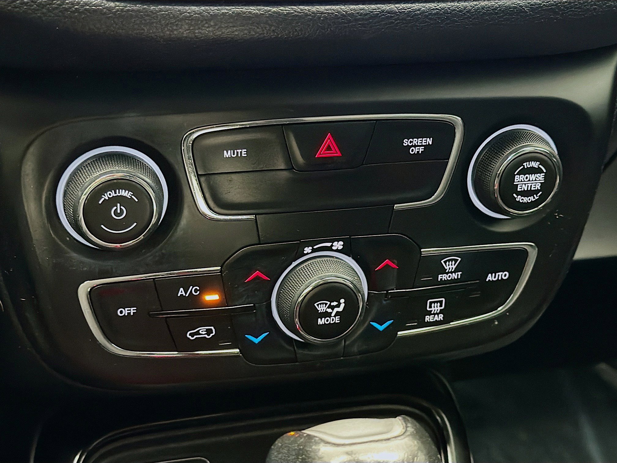 Used 2020 Jeep Compass Limited image 10