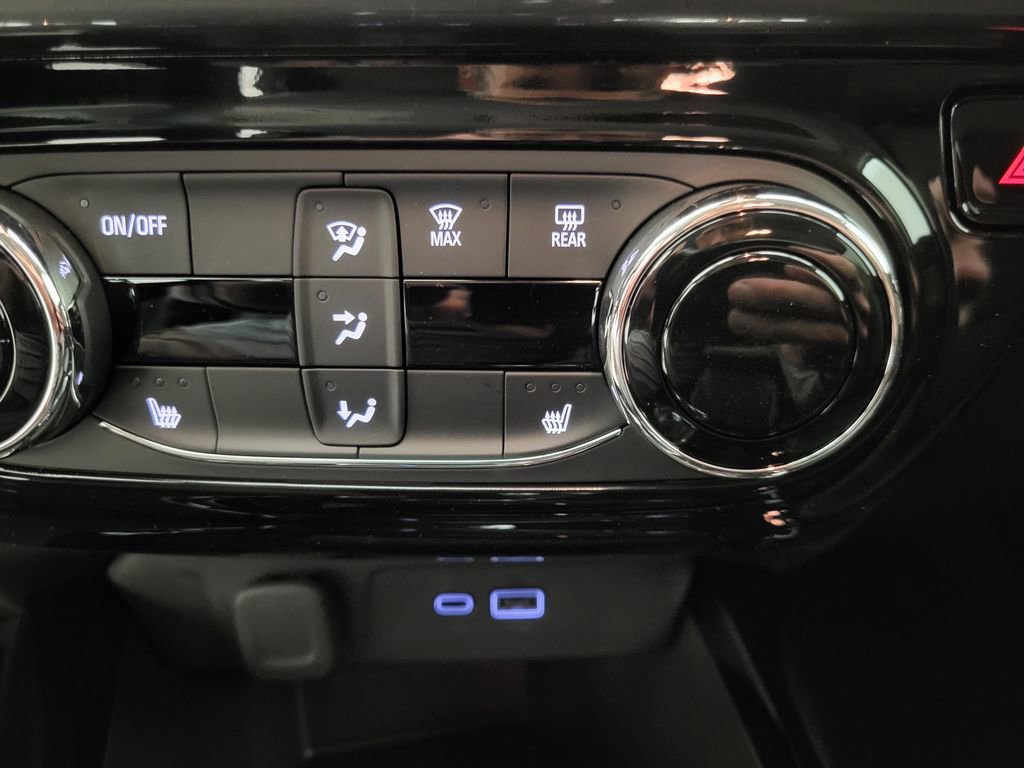 New 2026 Chevrolet Trax LS FWD image 8