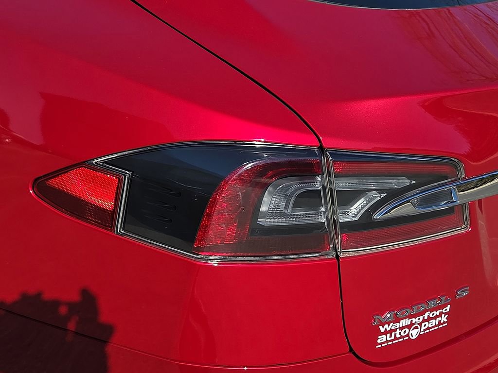 Used 2016 Tesla Model S P90D image 10