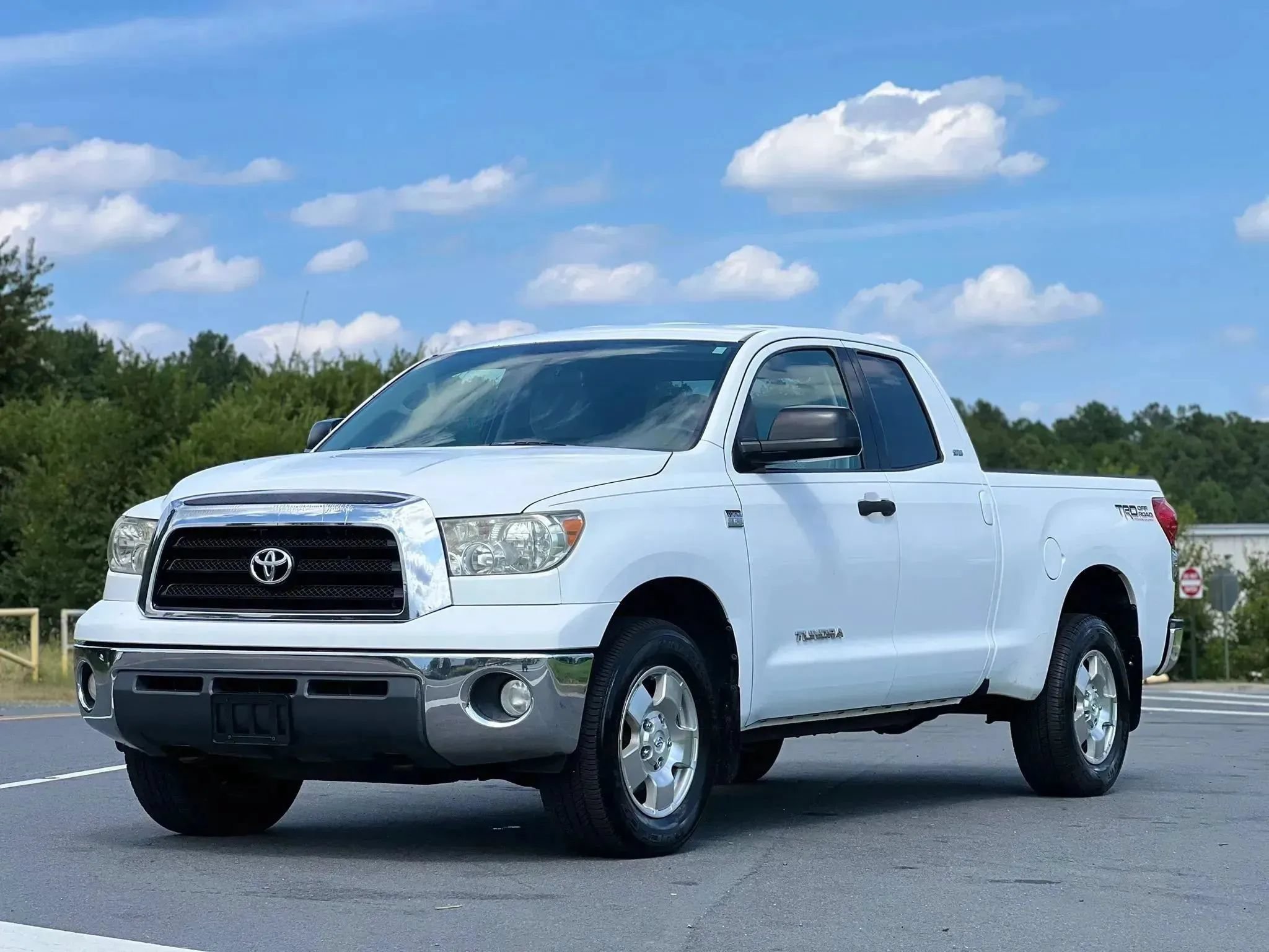Used 2008 Toyota Tundra SR5 w/ TRD Off-Road Pkg AWD/4WD image 1