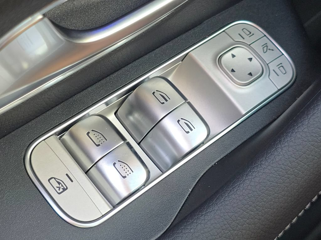 New 2026 Mercedes-Benz GLS 450 4MATIC image 29