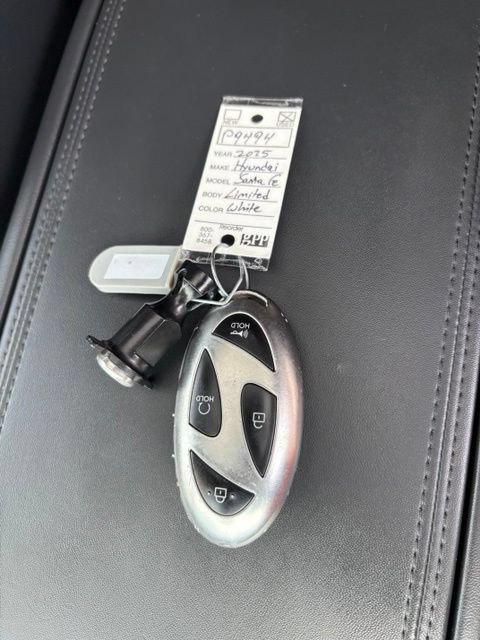 Used 2025 Hyundai Santa Fe Limited FWD image 6