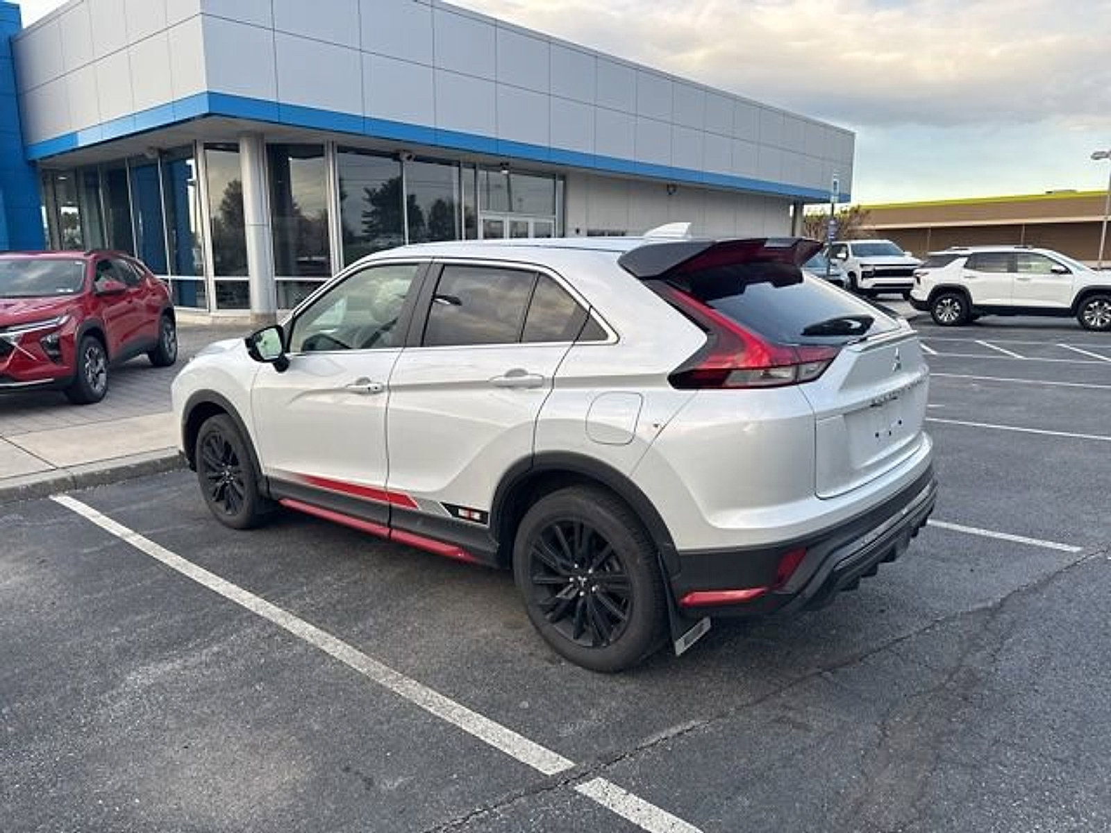 Used 2024 Mitsubishi Eclipse Cross AWD image 6