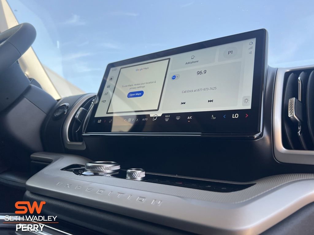 New 2025 Ford Expedition Active image 2