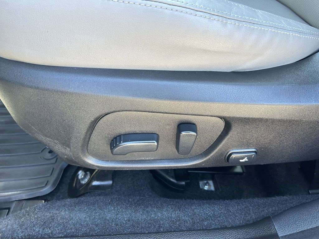 Used 2018 Subaru Forester 2.5i Limited AWD/4WD image 20