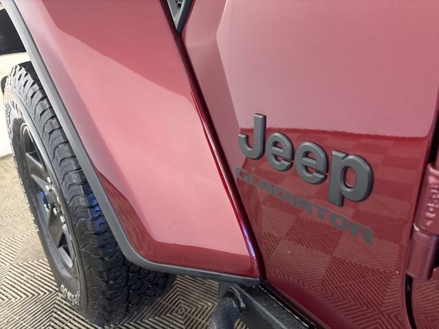 Used 2021 Jeep Gladiator Sport image 8