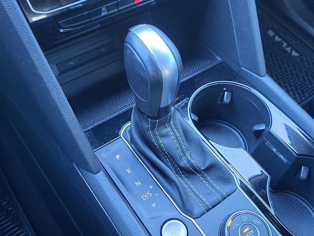 Used 2022 Volkswagen Atlas Cross Sport SEL R-Line image 22