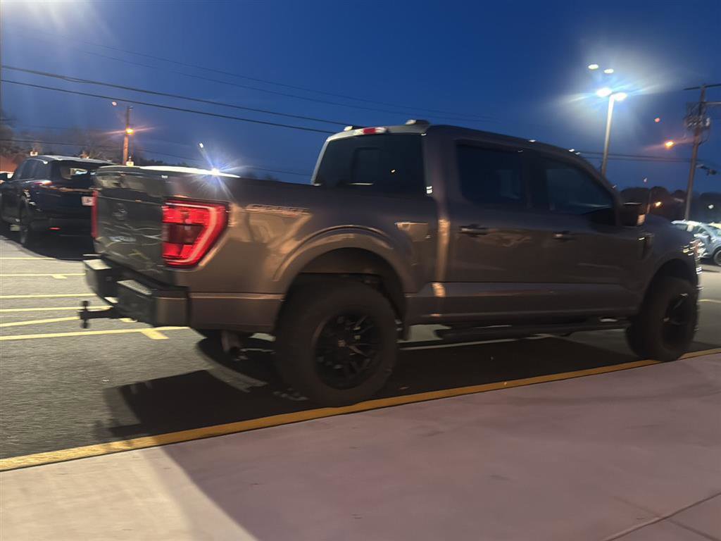 Used 2021 Ford F150 XLT w/ Equipment Group 302A High image 7