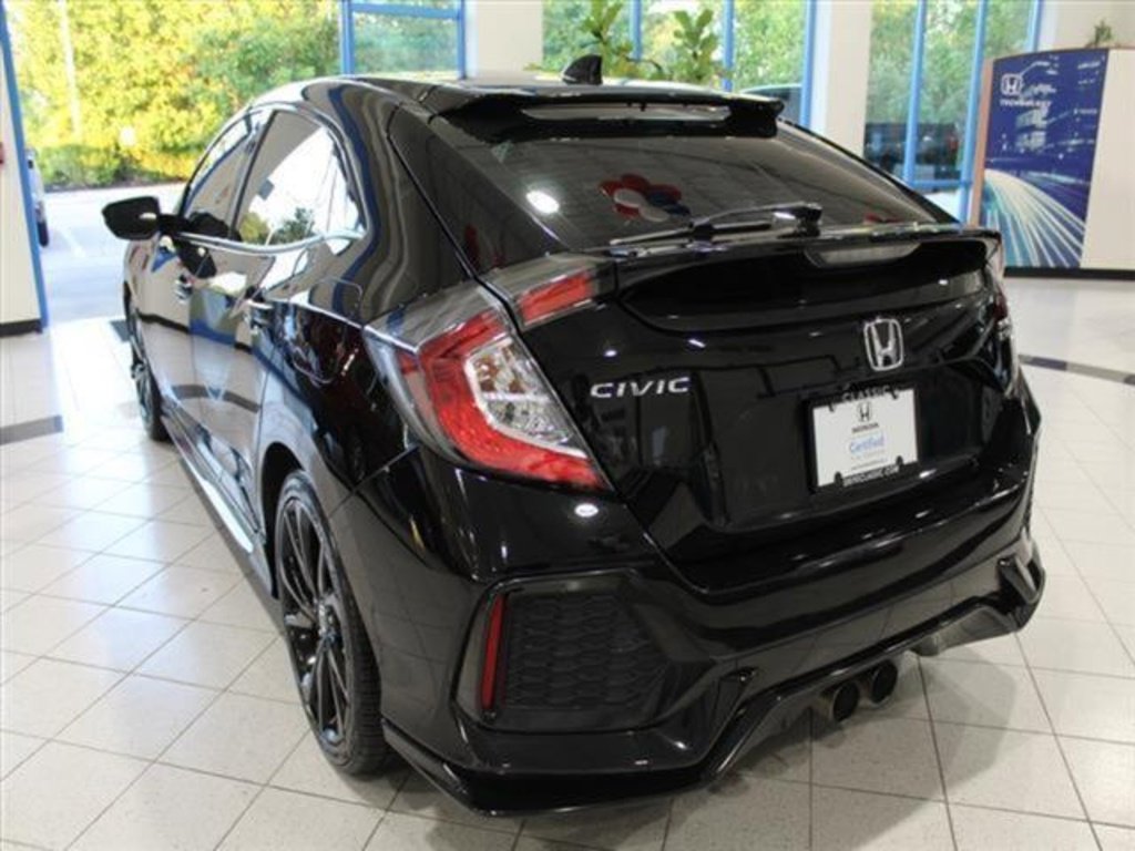 Used 2018 Honda Civic Sport Touring image 7