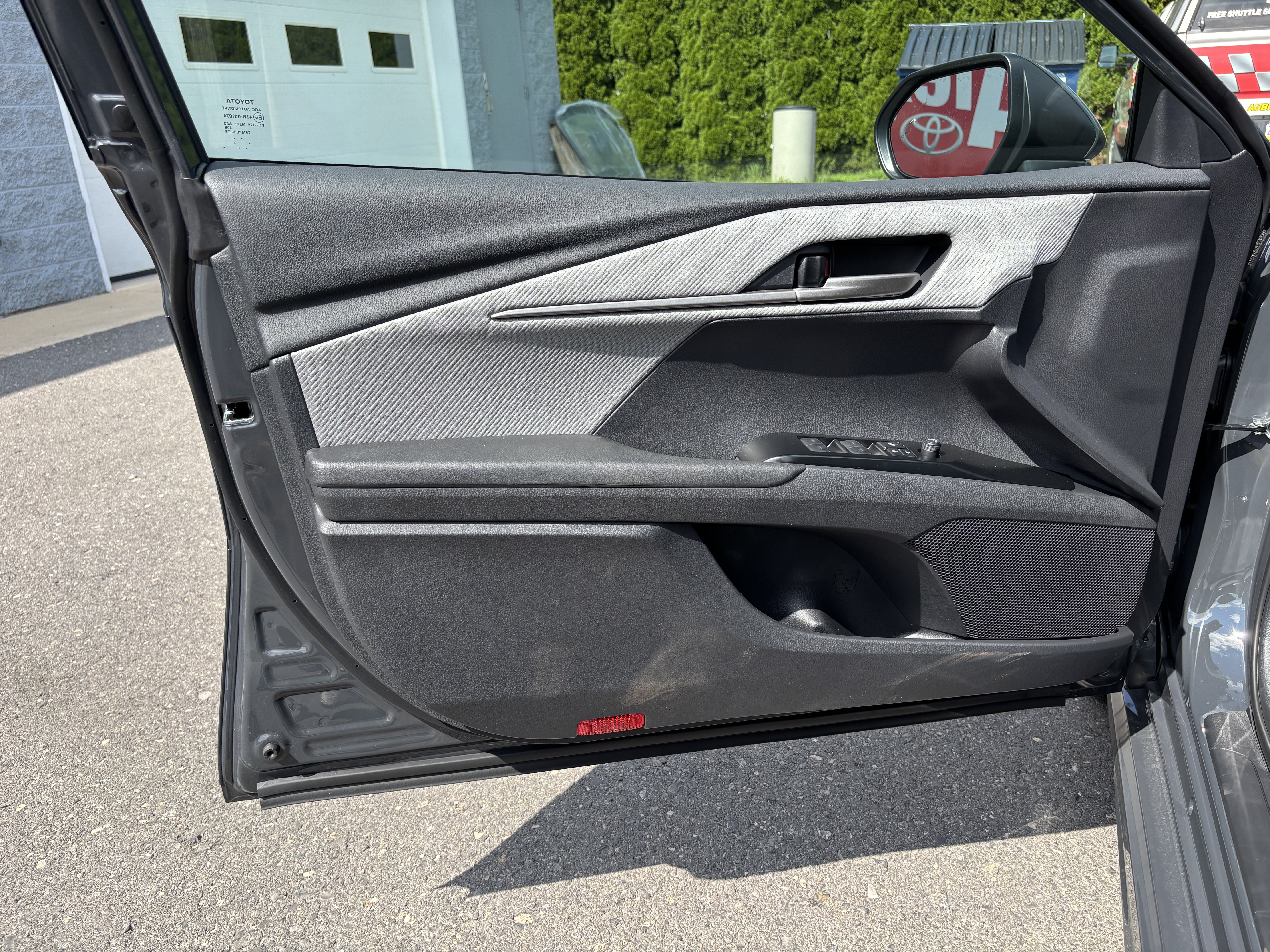 Certified 2026 Toyota Camry SE w/ Multimedia Upgrade Package FWD image 16