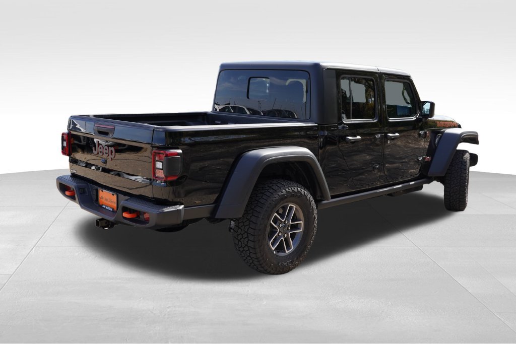 Certified 2026 Jeep Gladiator Mojave AWD/4WD image 5