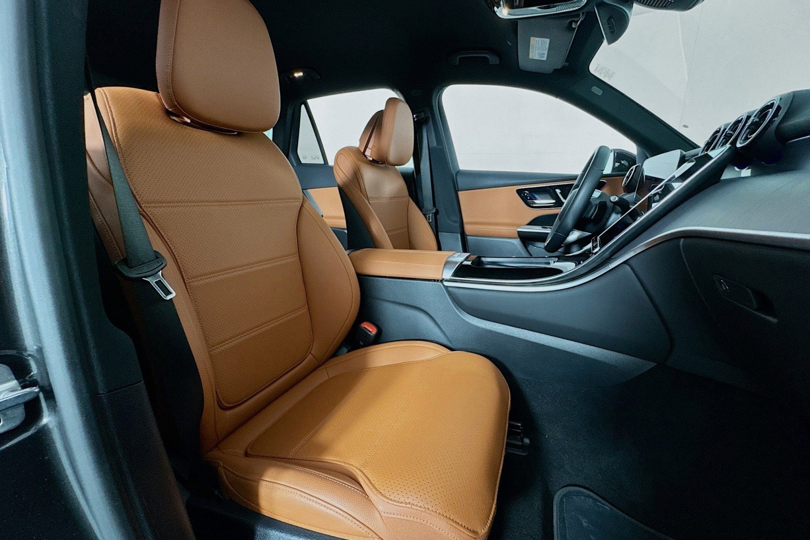 Certified 2026 Mercedes-Benz GLC 300 image 7