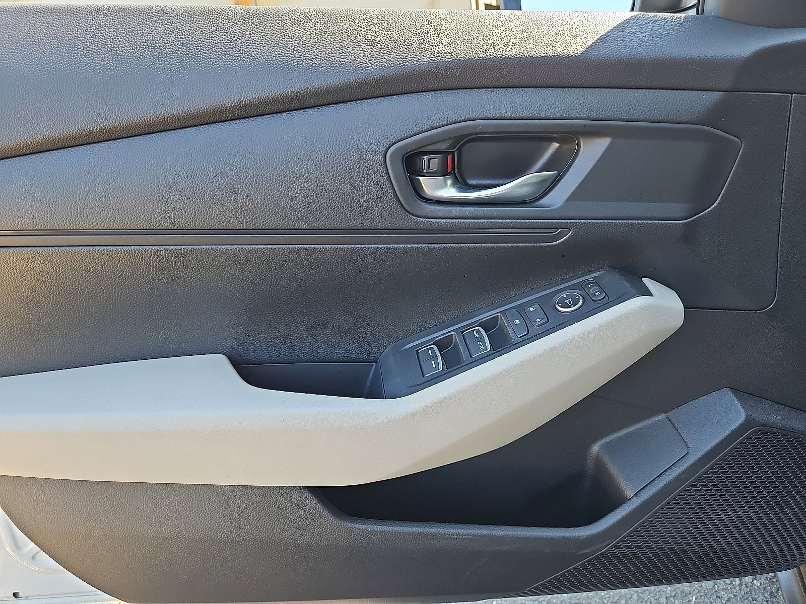 Used 2024 Honda Accord LX image 13