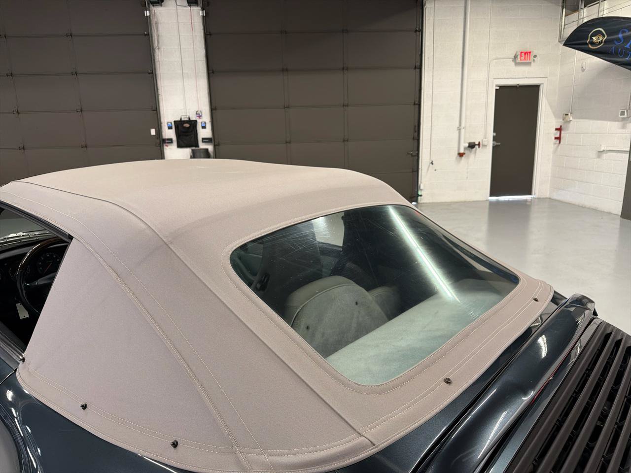 Used 1995 Porsche 911 Cabriolet image 17