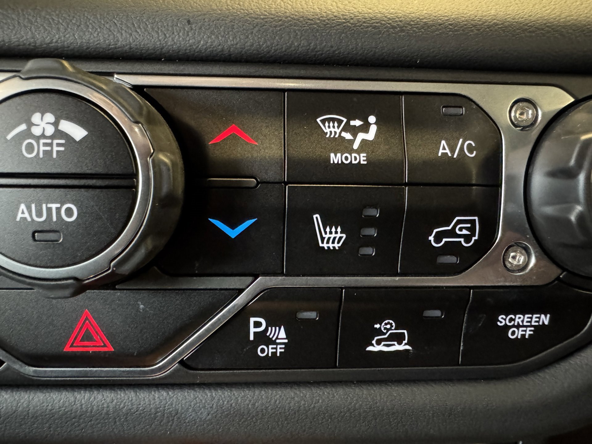 Used 2024 Jeep Wrangler Unlimited Rubicon 392 image 35