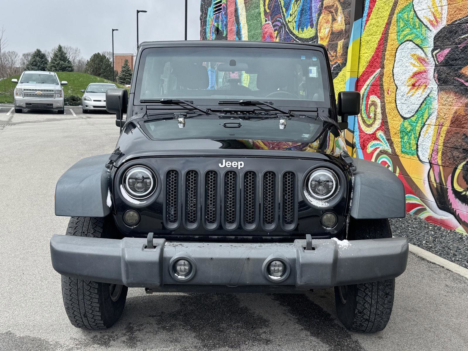 Used 2012 Jeep Wrangler Unlimited Sport image 3