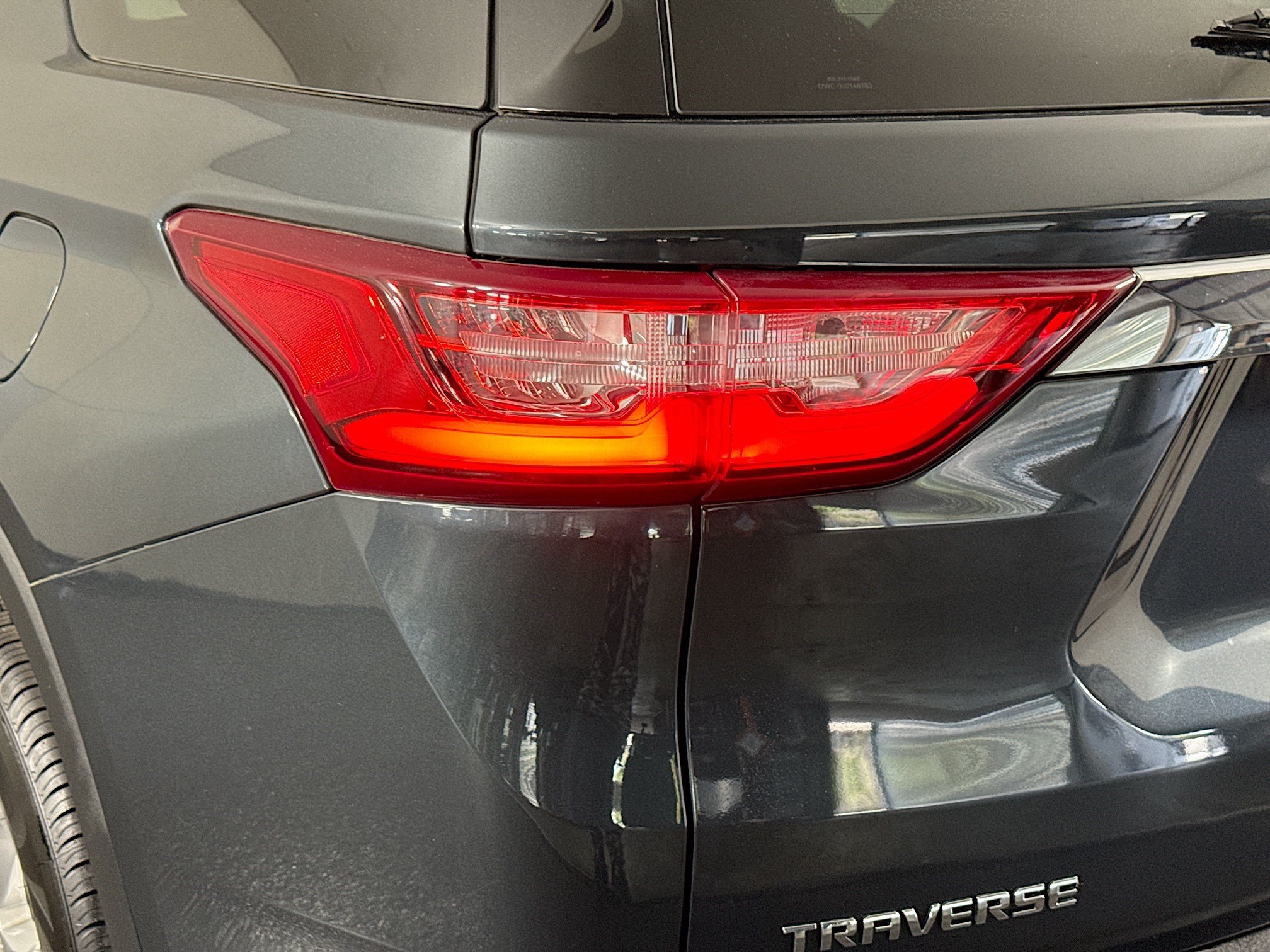 Used 2019 Chevrolet Traverse LT FWD image 36