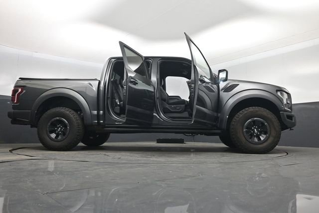 Used 2018 Ford F150 Raptor w/ Equipment Group 802A Luxury image 7