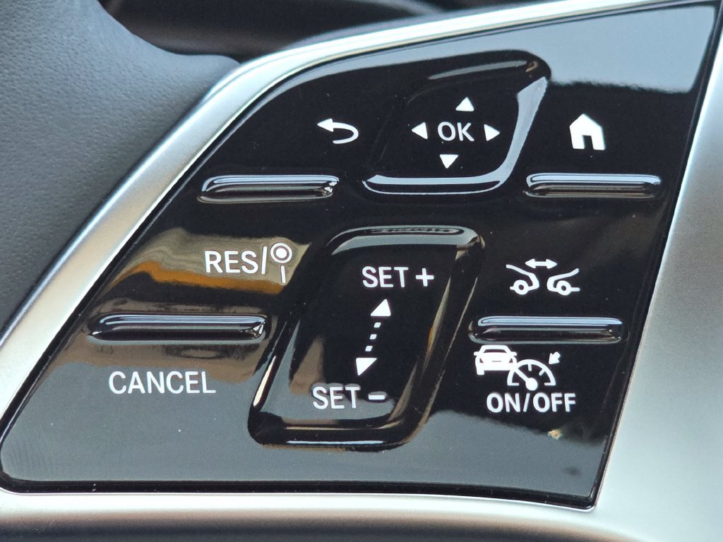 New 2027 Mercedes-Benz GLC 300 4MATIC image 35